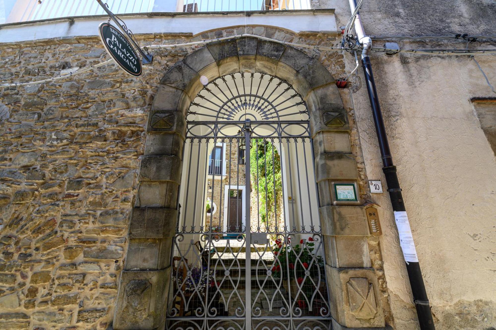 Palazzo Gargano 호텔 프리냐노 칠렌토 외부 사진